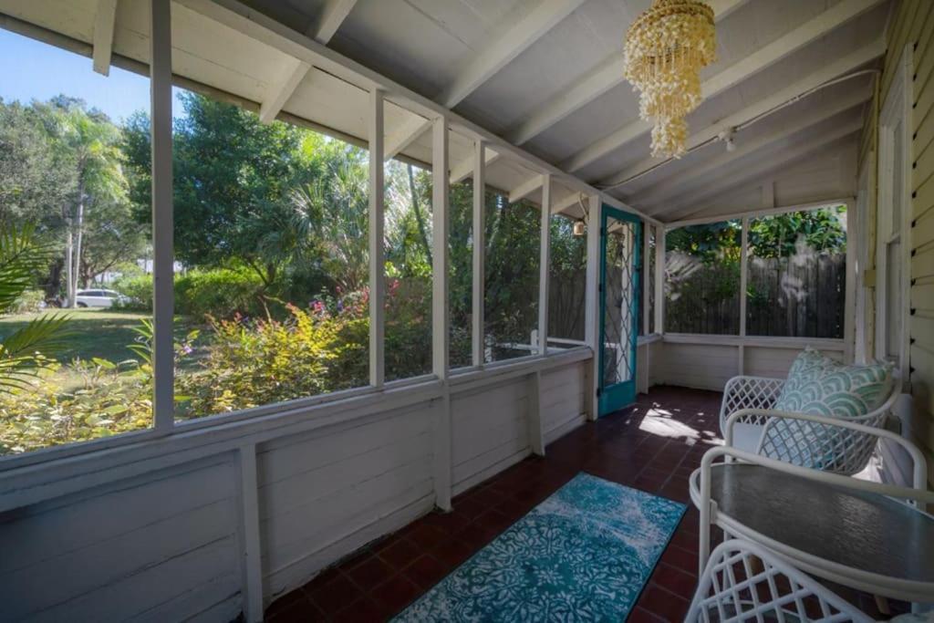 Serene Beachy Bungalow With Large Screened Porch! Τάμπα Εξωτερικό φωτογραφία