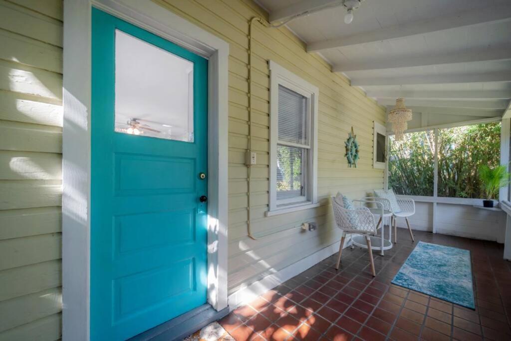 Serene Beachy Bungalow With Large Screened Porch! Τάμπα Εξωτερικό φωτογραφία